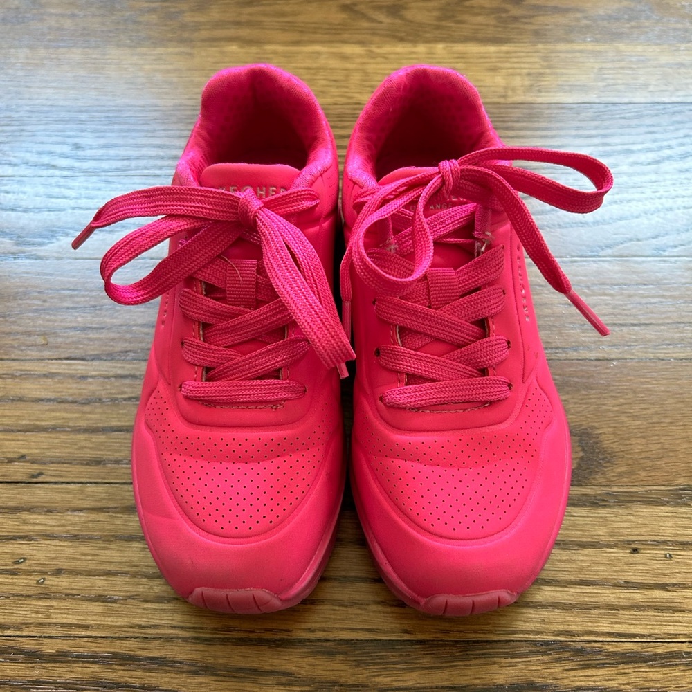 Girls Size 12 Sketchers Pink Gym Shoes